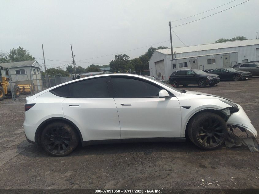 2022 TESLA MODEL Y - 7SAYGDEE5NF371645