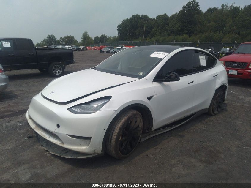 2022 TESLA MODEL Y - 7SAYGDEE5NF371645