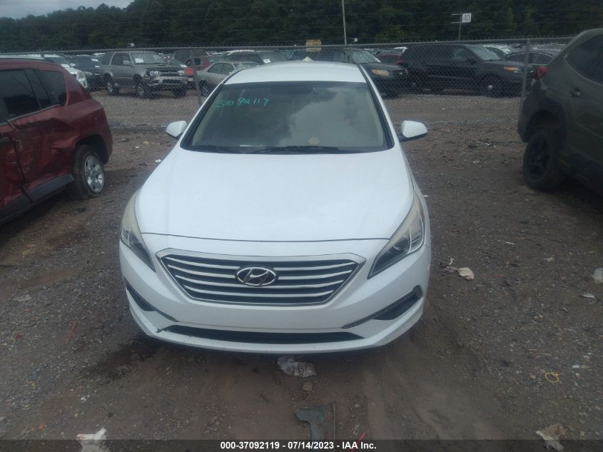 2015 HYUNDAI SONATA SE - 5NPE24AF3FH258924