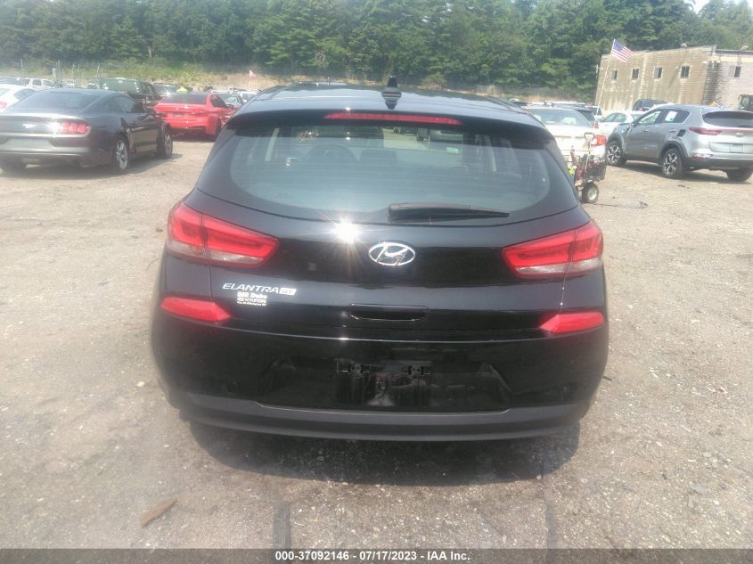 2018 HYUNDAI ELANTRA GT - KMHH35LE2JU041928