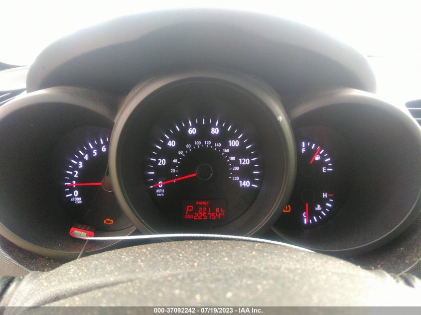 2013 KIA SOUL BASE - KNDJT2A52D7607029