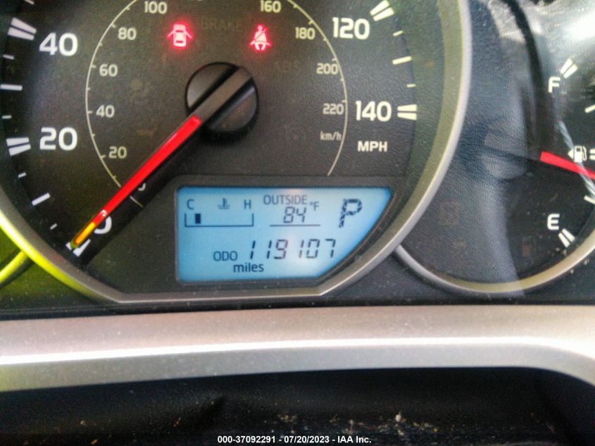 2016 TOYOTA RAV4 LE - JTMBFREV6GJ082692