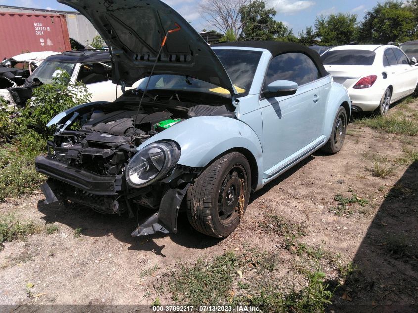 2013 VOLKSWAGEN BEETLE CONVERTIBLE 2.5L 3VW5X7AT2DM819188