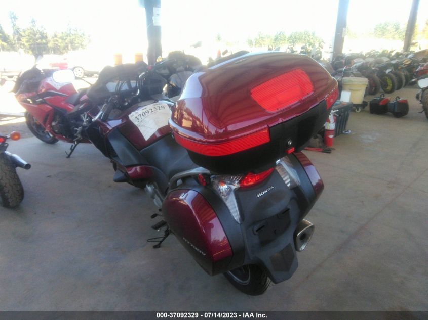 2010 HONDA NT700 V VTMRC5229AE001364