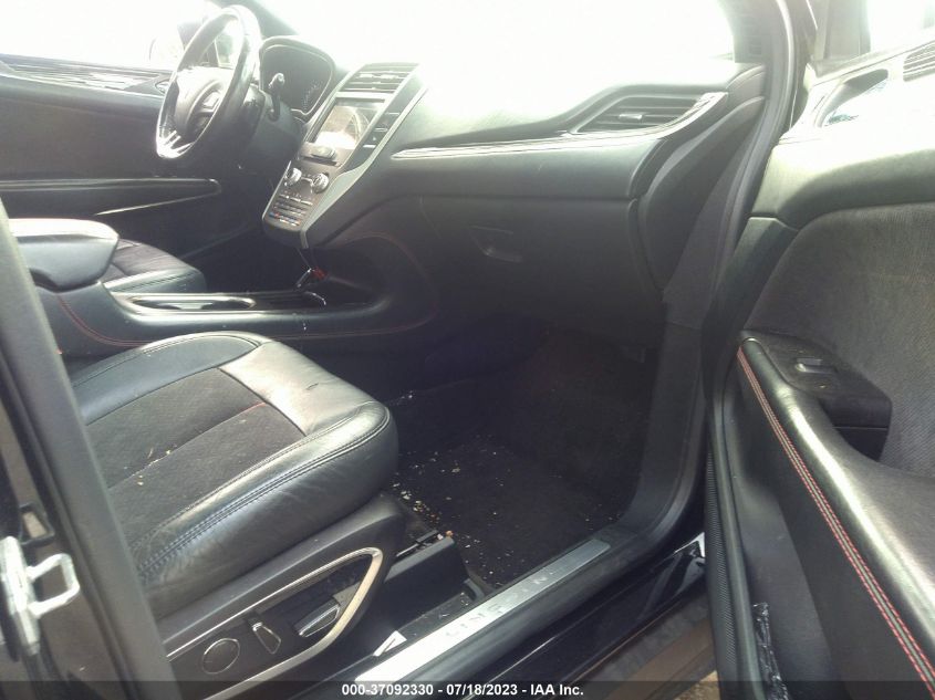 2016 LINCOLN MKC BLACK LABEL - 5LMTJ4DH2GUJ30150