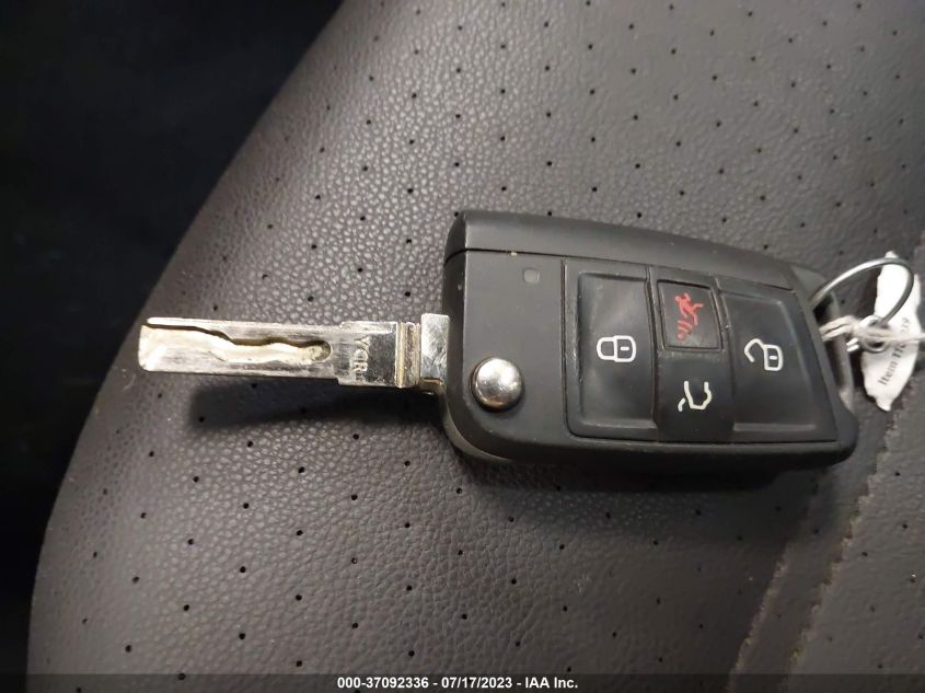 2015 VOLKSWAGEN GOLF SPORTWAGEN TSI S 3VWC17AU8FM501659