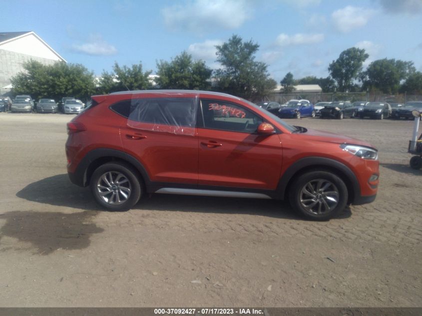 2017 HYUNDAI TUCSON LIMITED/SPORT AND ECO/SE - KM8J3CA45HU391824
