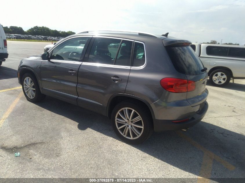 2013 VOLKSWAGEN TIGUAN SE - WVGAV3AX5DW596871