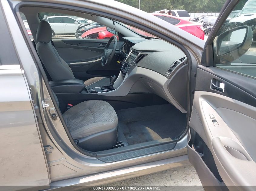 2013 HYUNDAI SONATA GLS - 5NPEB4AC3DH653009