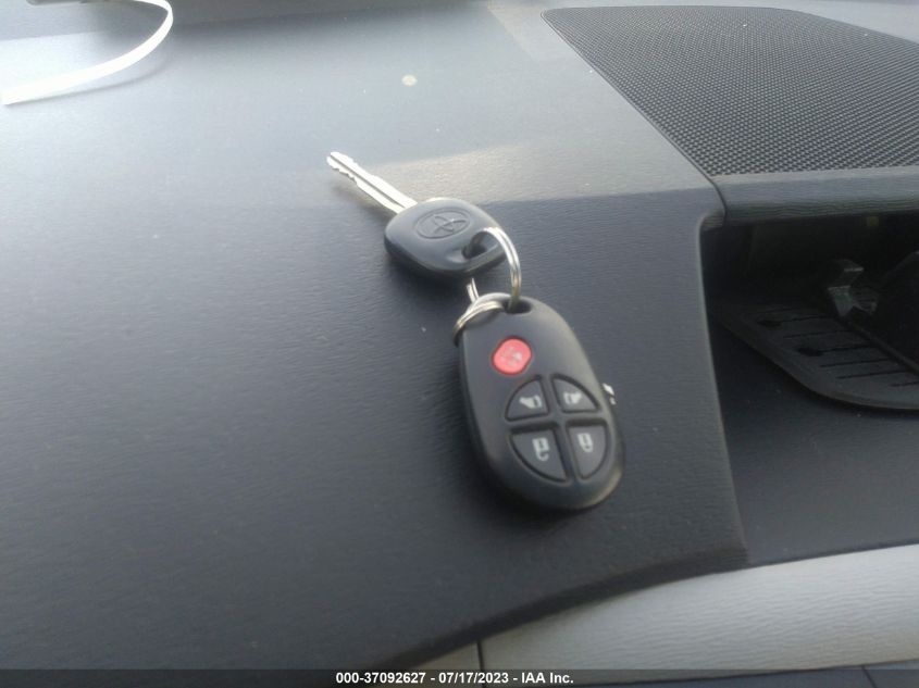 2014 TOYOTA SIENNA LE - 5TDKK3DC0ES499928