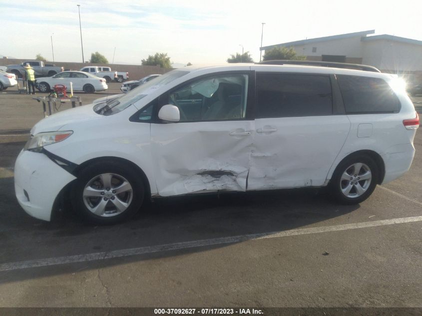 2014 TOYOTA SIENNA LE - 5TDKK3DC0ES499928