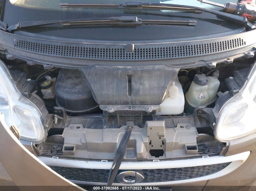 2013 SMART FORTWO PURE/PASSION - WMEEJ3BA1DK656066