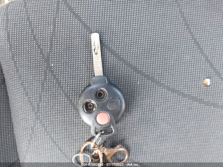 2013 SMART FORTWO PURE/PASSION - WMEEJ3BA1DK656066