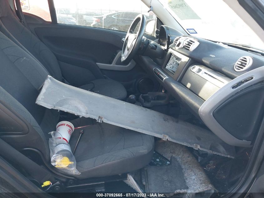 2013 SMART FORTWO PURE/PASSION - WMEEJ3BA1DK656066