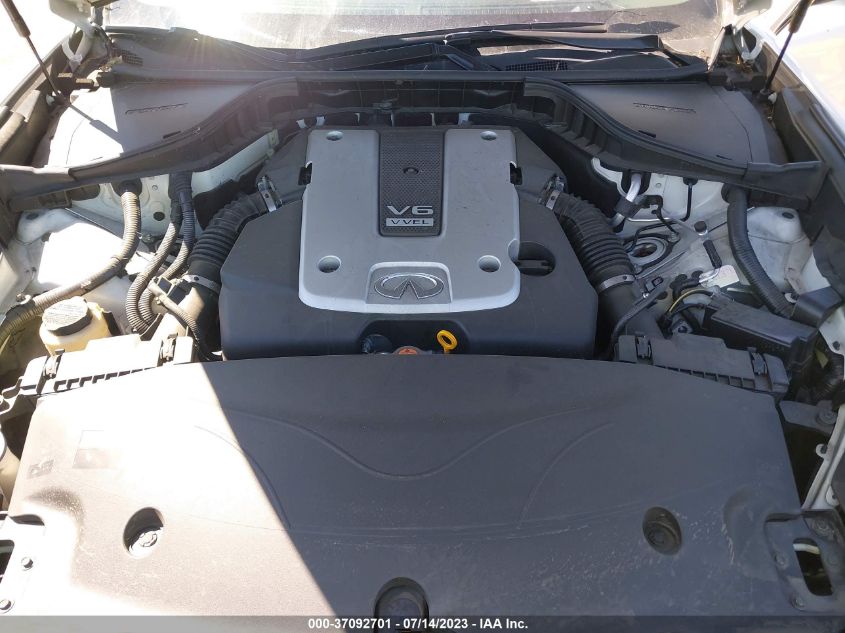 2017 INFINITI Q70 3.7 - JN1BY1AP1HM740358