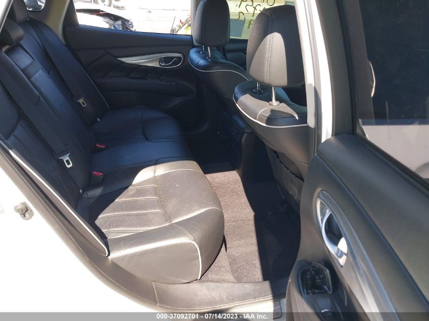 2017 INFINITI Q70 3.7 - JN1BY1AP1HM740358