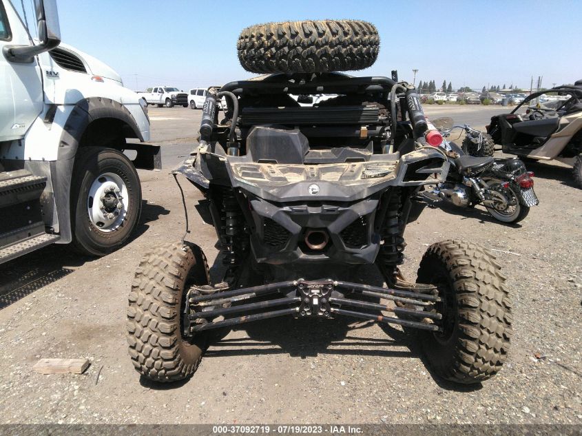 2017 CAN-AM MAVERICK X3 MAX X RS TURBO R - 3JBVNAW22HK001079