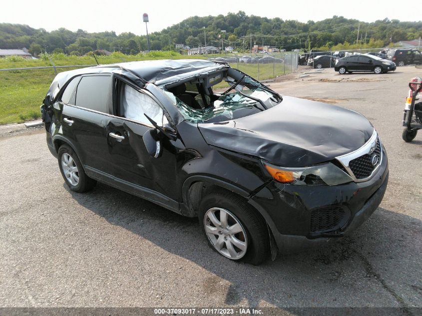 2013 KIA SORENTO LX - 5XYKT3A16DG354436