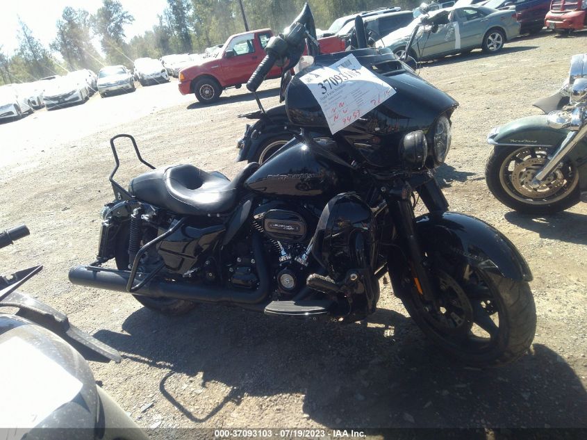 2022 HARLEY-DAVIDSON FLHTK 1HD1KEF16NB642082
