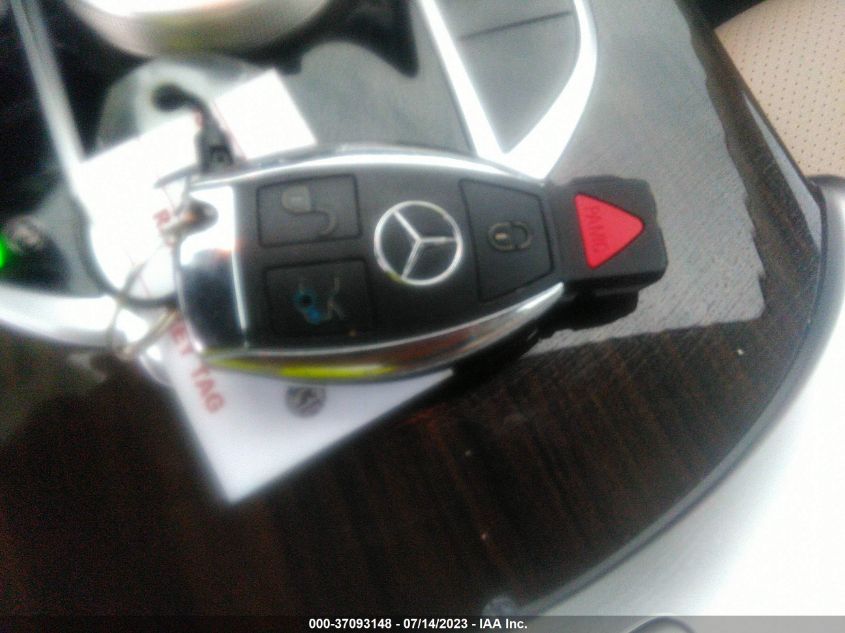 2018 MERCEDES-BENZ C-CLASS C 300 - WDDWF4KB9JR418235