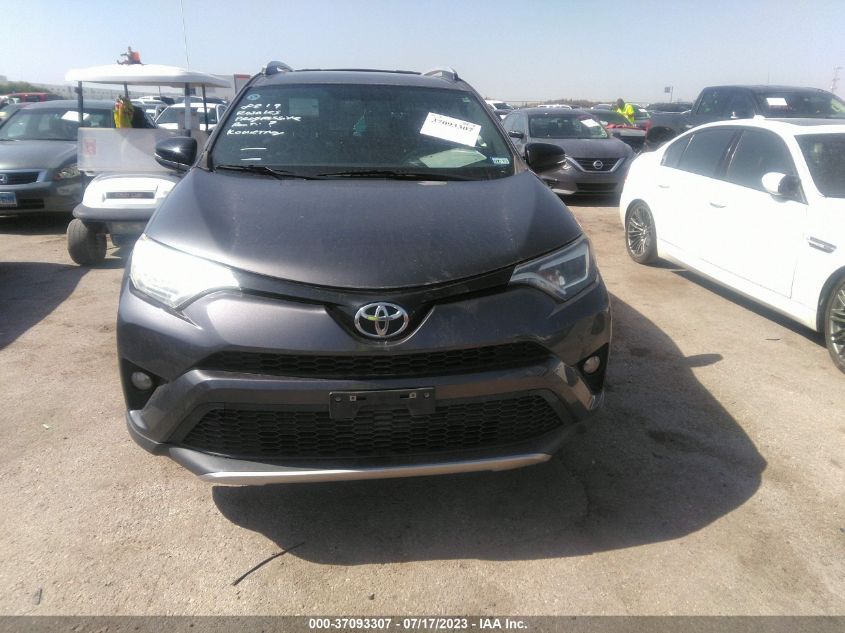 2016 TOYOTA RAV4 SE - JTMNFREV1GJ087098