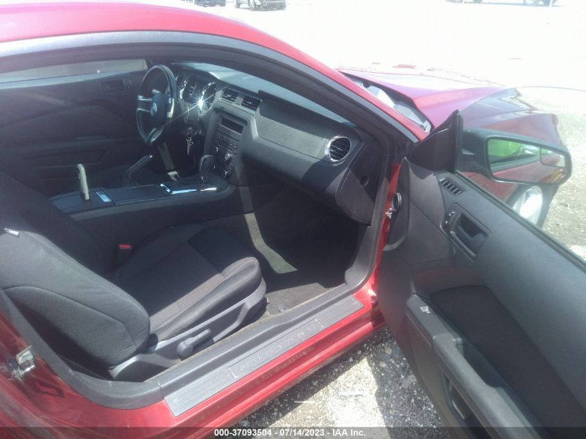 2014 FORD MUSTANG V6 - 1ZVBP8AM6E5320970