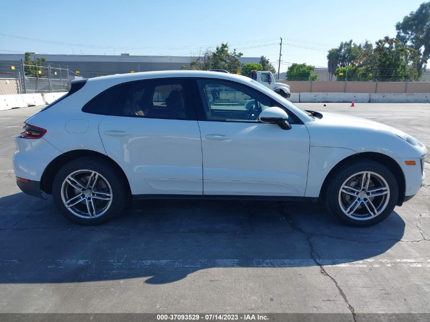 2017 PORSCHE MACAN S - WP1AB2A53HLB16371