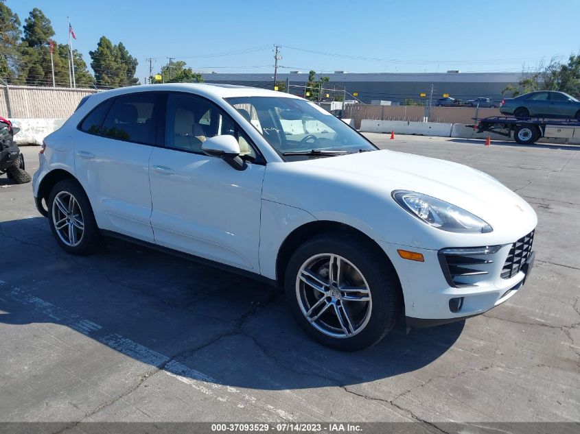 2017 PORSCHE MACAN S - WP1AB2A53HLB16371