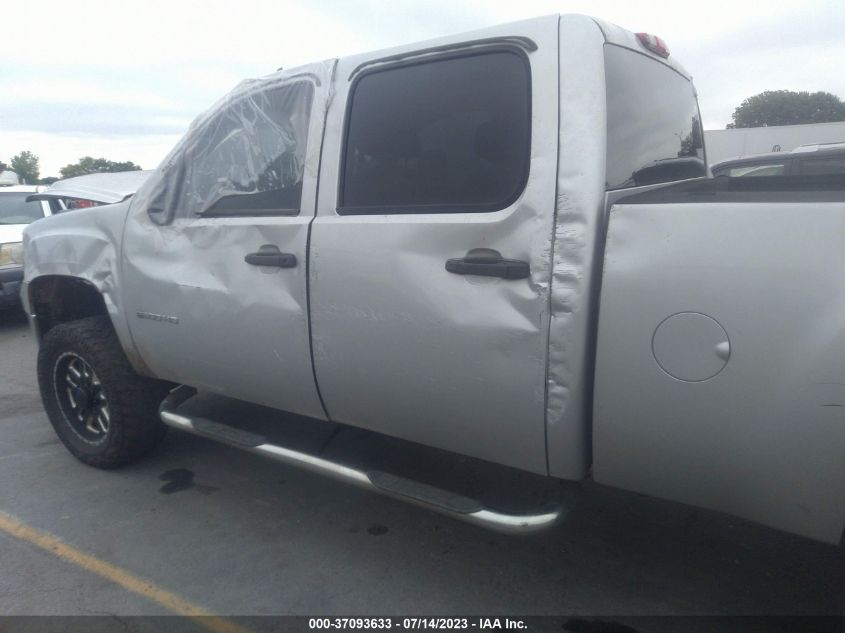 2014 GMC SIERRA 2500HD WORK TRUCK - 1GT12ZC81EF173311