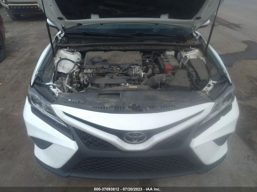 2018 TOYOTA CAMRY LE/SE/XLE/L - 4T1B11HKXJU509150