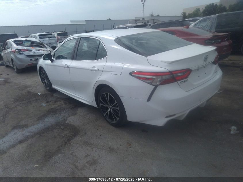 2018 TOYOTA CAMRY LE/SE/XLE/L - 4T1B11HKXJU509150