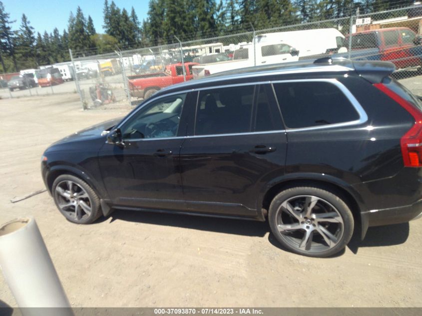 2021 VOLVO XC90 MOMENTUM - YV4102PK2M1757213
