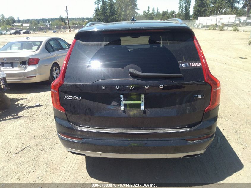 2021 VOLVO XC90 MOMENTUM - YV4102PK2M1757213