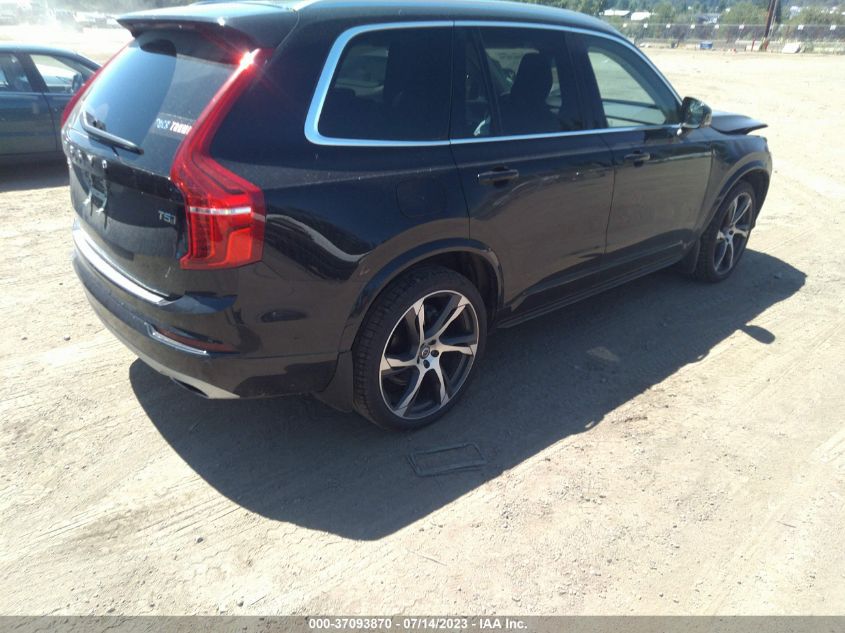 2021 VOLVO XC90 MOMENTUM - YV4102PK2M1757213