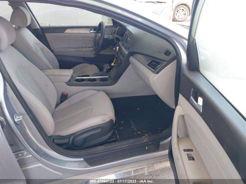 2015 HYUNDAI SONATA 2.4L SPORT - 5NPE34AF5FH093438