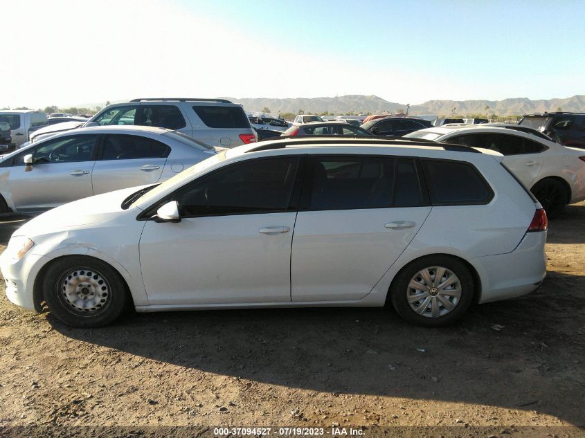 2017 VOLKSWAGEN GOLF SPORTWAGEN S 3VW017AU5HM512463