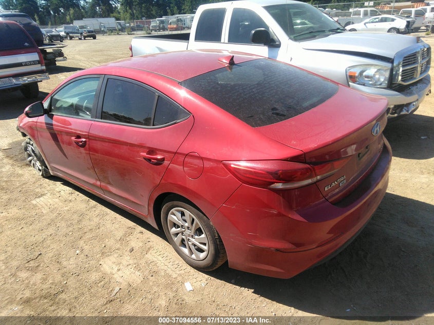 VIN KMHD74LF4HU194102 2017 HYUNDAI ELANTRA SE