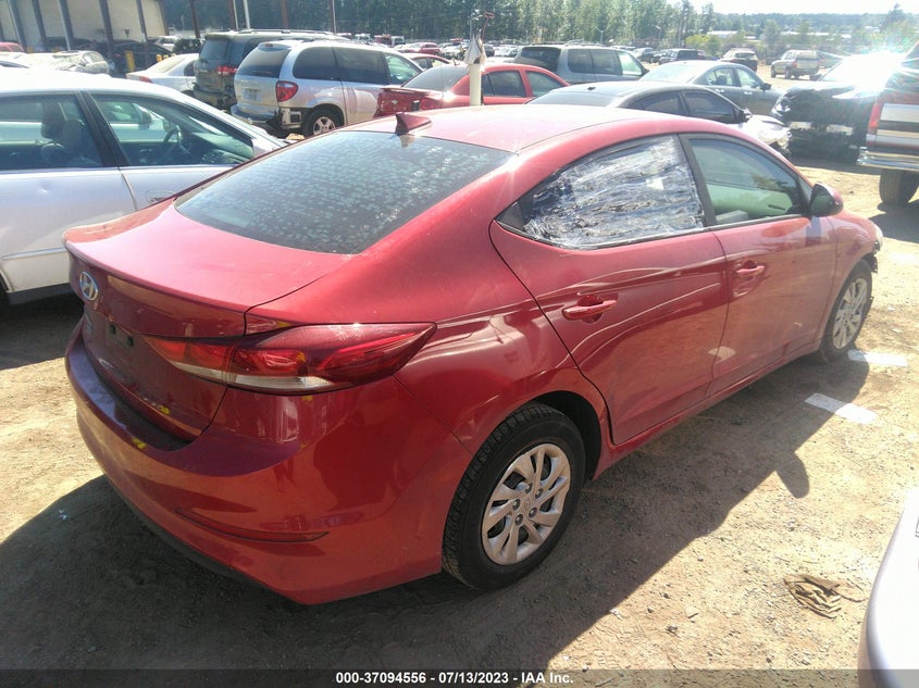 VIN KMHD74LF4HU194102 2017 HYUNDAI ELANTRA SE