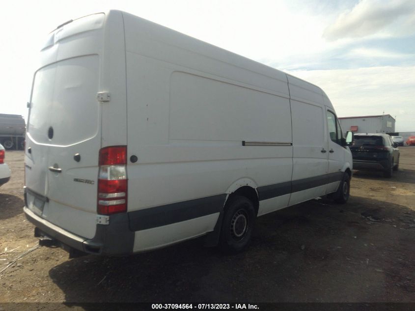 2013 MERCEDES-BENZ SPRINTER CARGO VANS - WD3PE8CC5D5787664