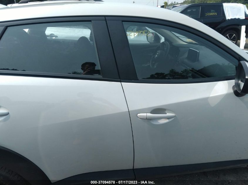 2016 MAZDA CX-3 SPORT - JM1DKFB74G0132861