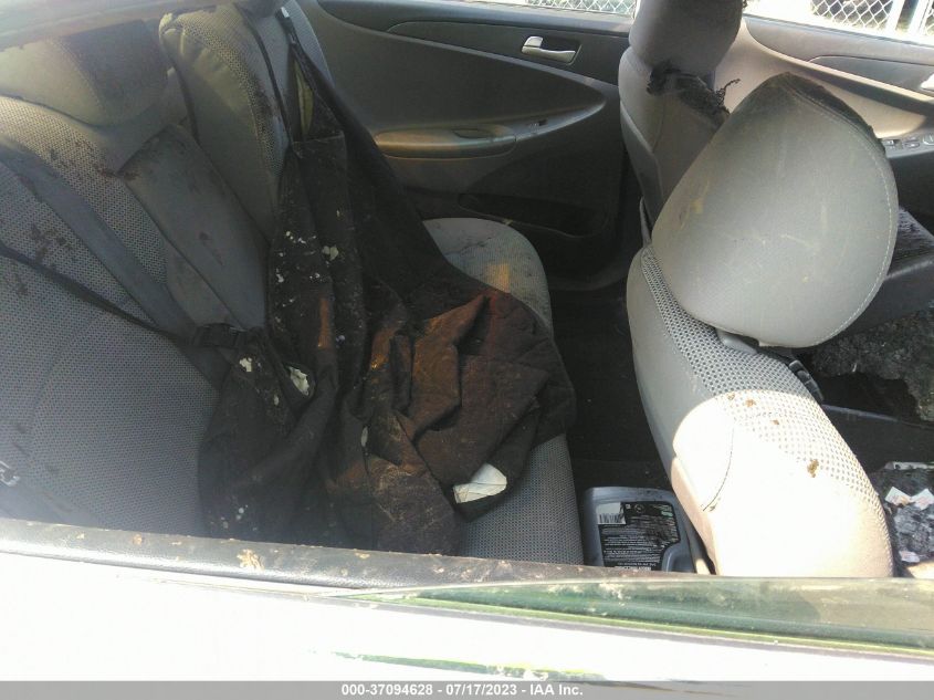 2013 HYUNDAI SONATA GLS - 5NPEB4AC6DH557875