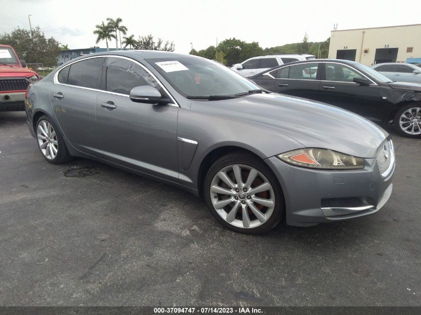 2013 JAGUAR XF V6 AWD - SAJWJ0EF0D8U08480