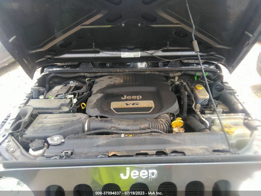 2017 JEEP WRANGLER UNLIMITED SPORT - 1C4BJWDG4HL733386