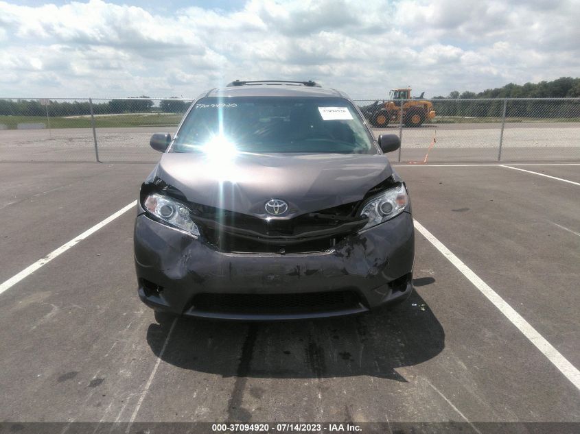 2017 TOYOTA SIENNA LE - 5TDKZ3DC7HS829595