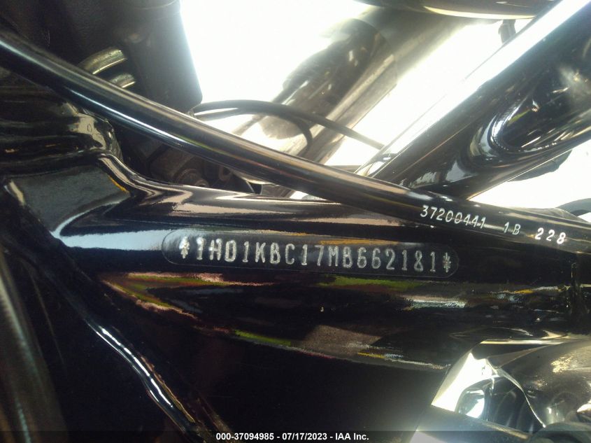 2021 HARLEY-DAVIDSON FLHX - 1HD1KBC17MB662181