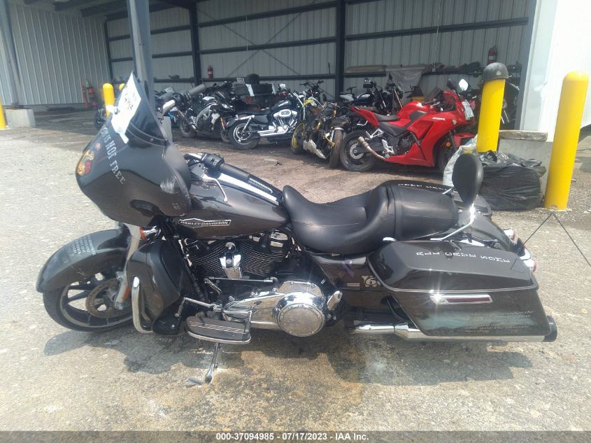 2021 HARLEY-DAVIDSON FLHX - 1HD1KBC17MB662181