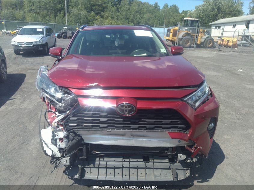 2019 TOYOTA RAV4 XLE PREMIUM - JTMA1RFV6KD518781