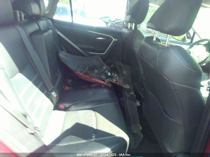 2019 TOYOTA RAV4 XLE PREMIUM - JTMA1RFV6KD518781