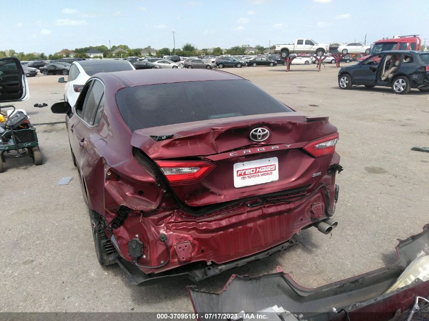 2018 TOYOTA CAMRY LE/SE/XLE/L - 4T1B11HK3JU526940
