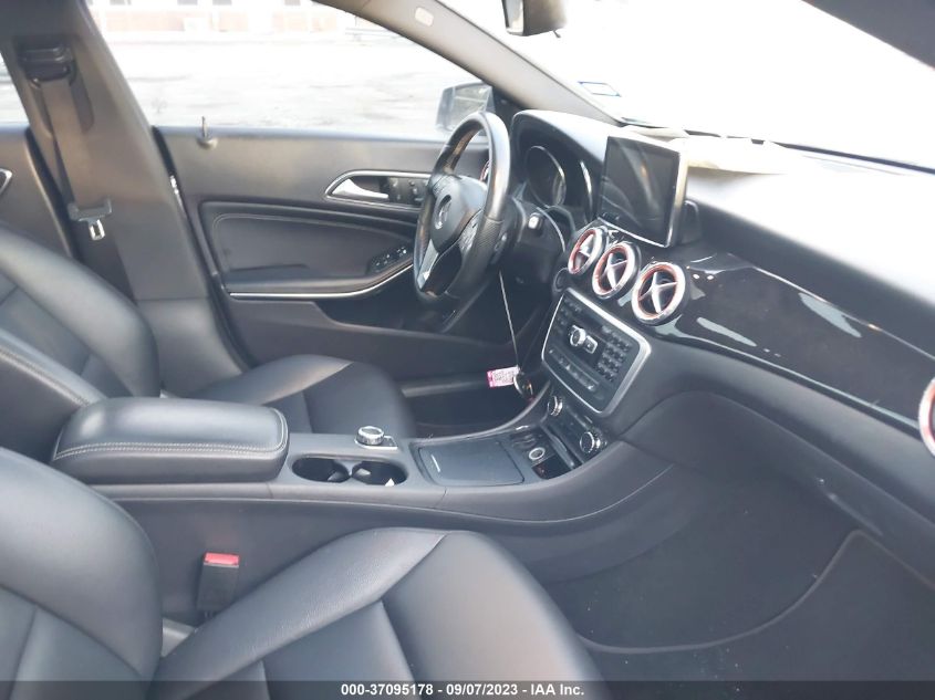 2014 MERCEDES-BENZ CLA-CLASS CLA 250 WDDSJ4GB1EN133399